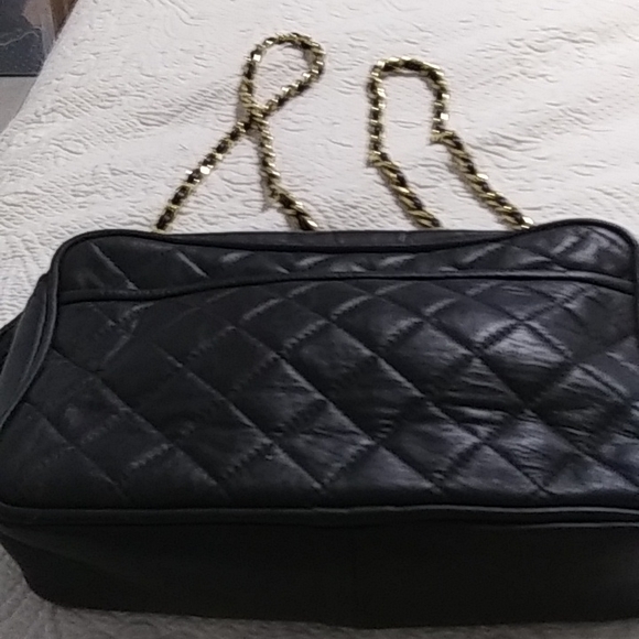 Black genuine leather Vintage shoulder bag great condition lightly used - Picture 11 of 11